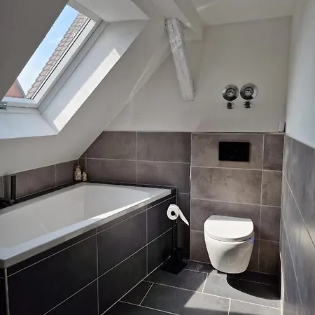 Ferienwohnung Pelikans Krone דירה *